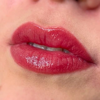 Trucco permanente labbra a sfumatura — Annadermolab Torino